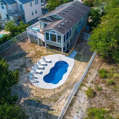 Walk To Beach Or Sound Pool & Hot Tub